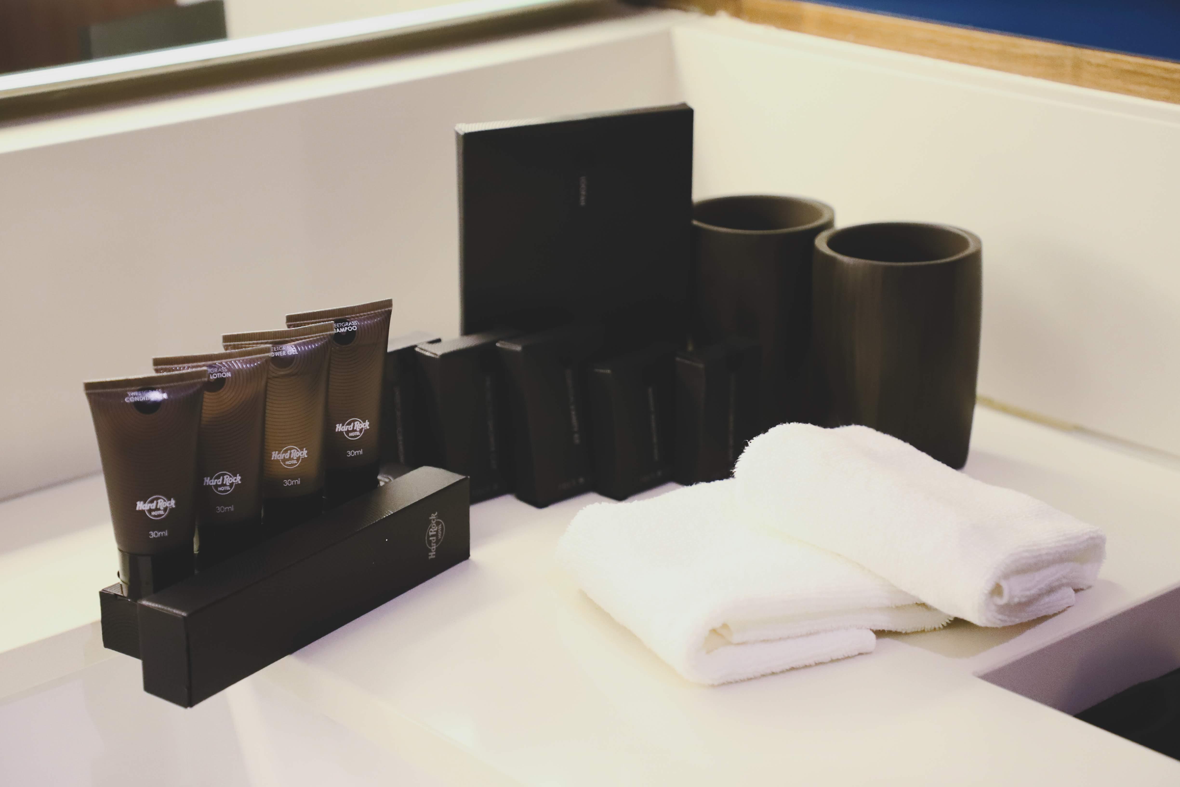 Hard Rock Hotel Desaru Coast Εξωτερικό φωτογραφία The Rituals toiletries