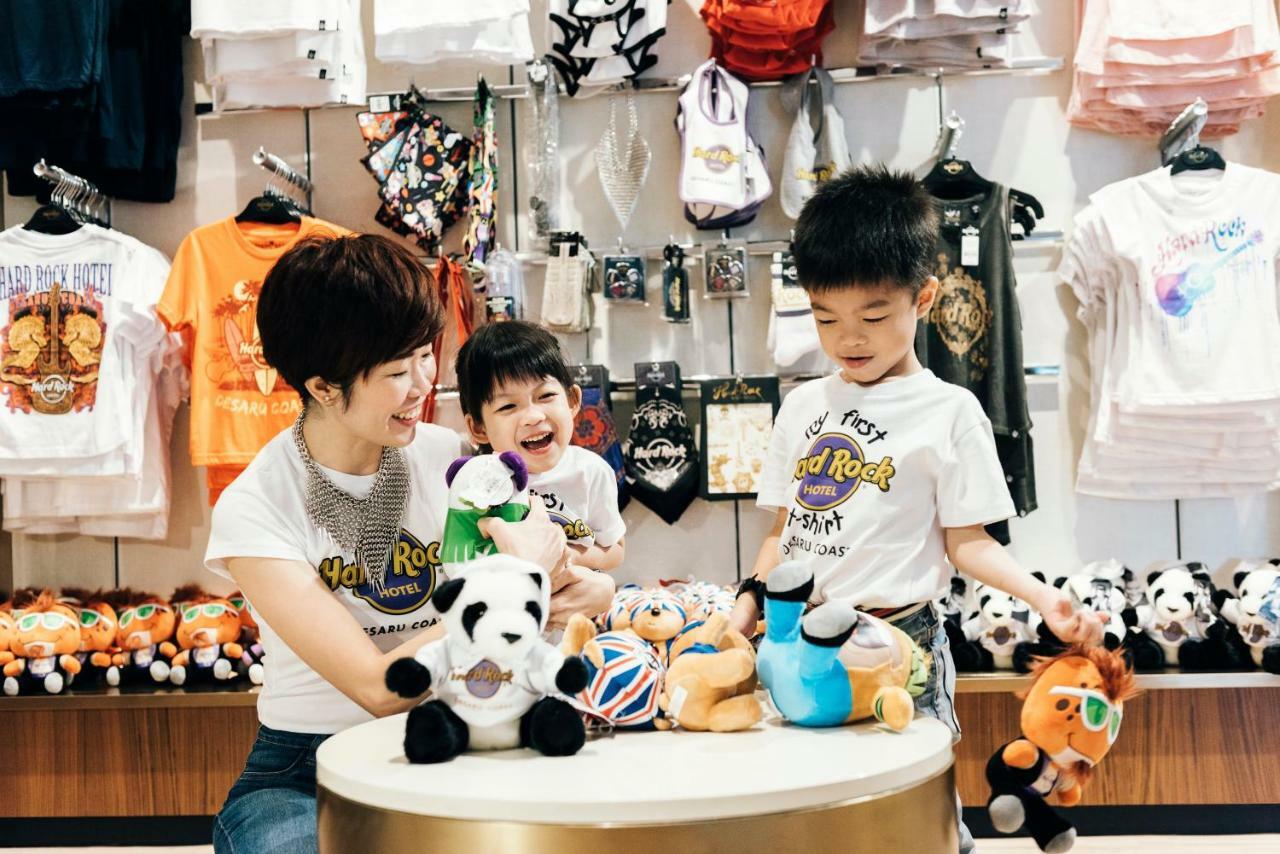 Hard Rock Hotel Desaru Coast Εξωτερικό φωτογραφία The gift shop at Ocean Park